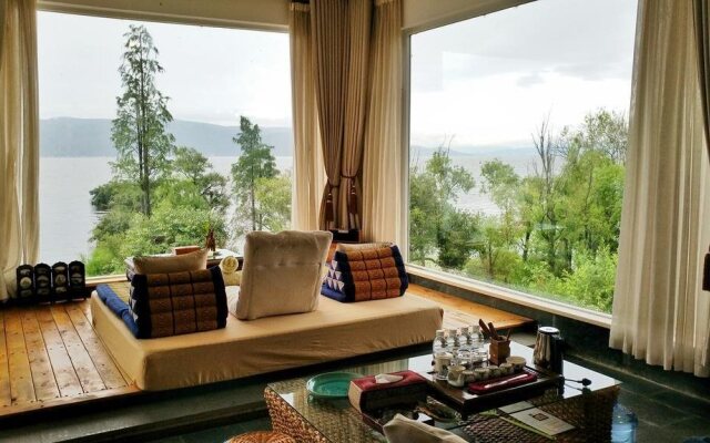 Shiyue Holiday Hotel