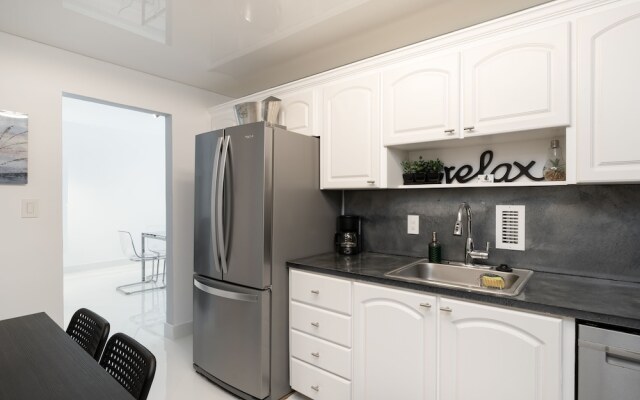 Beautiful Apartment in Hollywood Beach