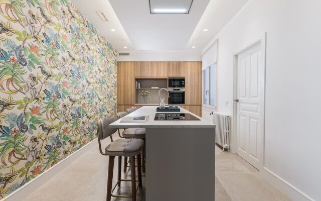 Home Club Alcala Apartments