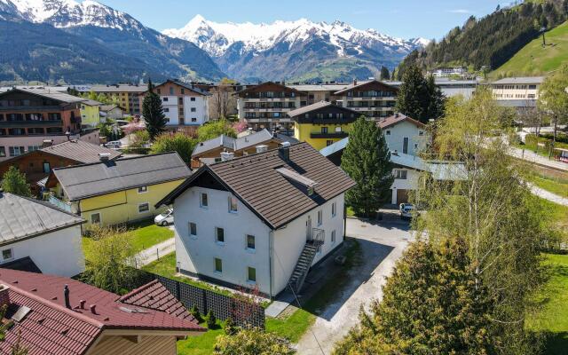 Chalet Love the Alps, 22pax, near ski lift