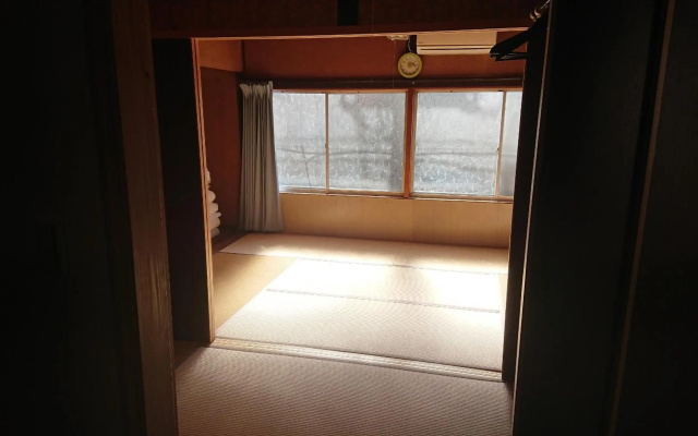 Guesthouse Kumano – Guest Rooms – Tanabe