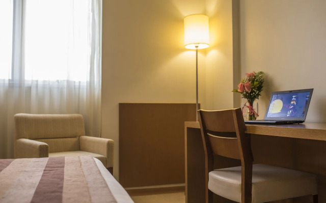 Astron Hotel Bauru by Nobile