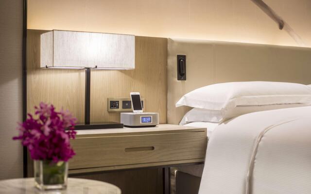 DoubleTree by Hilton Hotel Shenzhen Longhua