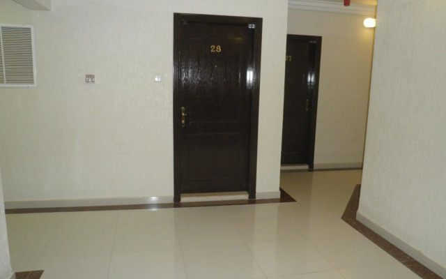 Marina Royal Hotel Suites