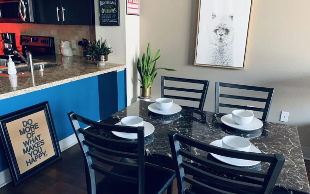 New Lyfe Finest Luxury Apartment