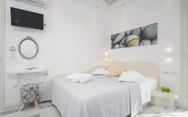Ostria Hotel