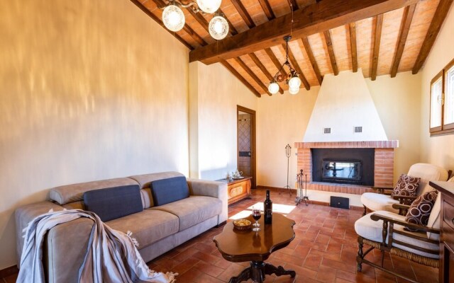 Captivating 1-bed Villa With Pool in Tuscany