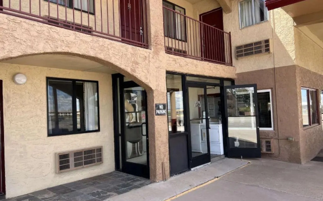 Travelodge By Wyndham Holbrook