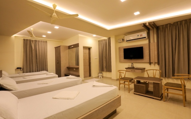 Jayam Hotel