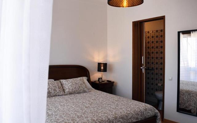 Batalhoz House Bed & Breakfast