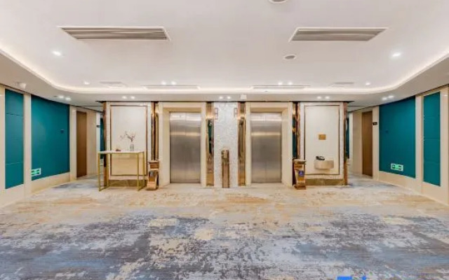 Hezhong Guanjing Hotel
