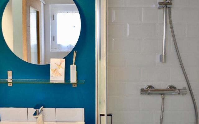 Grand Studio avec piscine chauffée