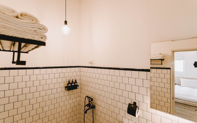 Summer X Genial Hotel II