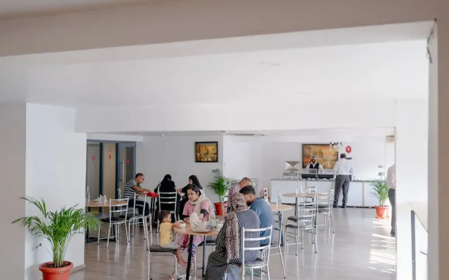 FabHotel Asrani International