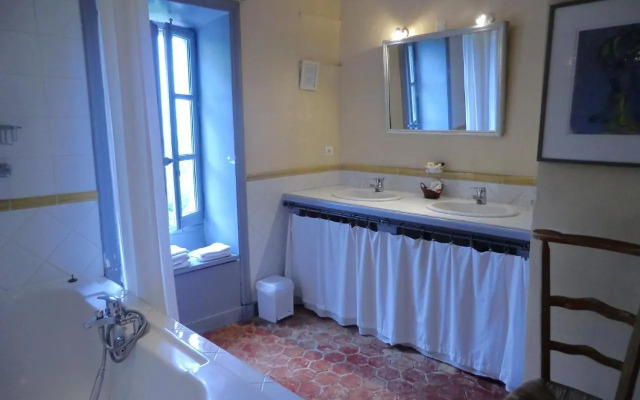 Chateau de Fontblachère