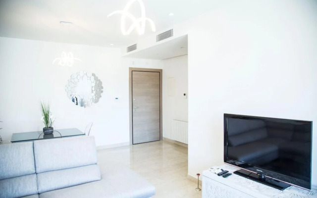 R Sidence Malaga Luxe et Confort La Marsa
