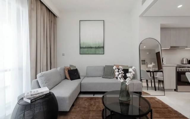 Luxury 1BR at Vida Residences