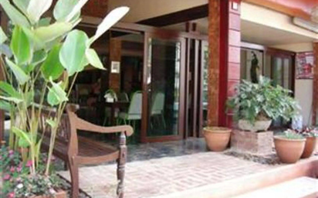 Nice Inn Town Residence