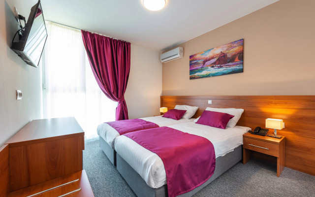 Hotel Komodor