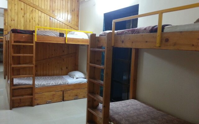 OYO 13328 Rainwood Residency