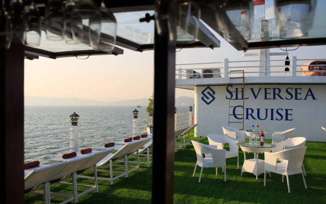 Halong Silversea Cruise