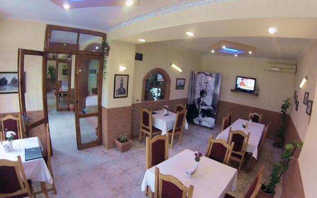 Hotel 4 Stinet