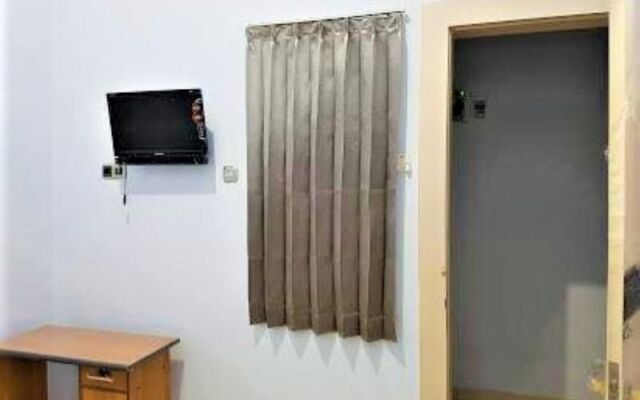 Guest House 21 Makassar by ZUZU