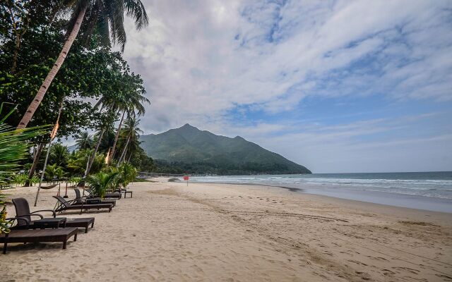 Daluyon Beach and Mountain Resort