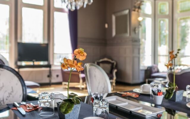 81 L'hotel