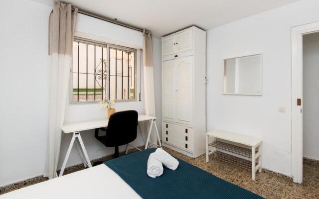 Picasso Center Apartment