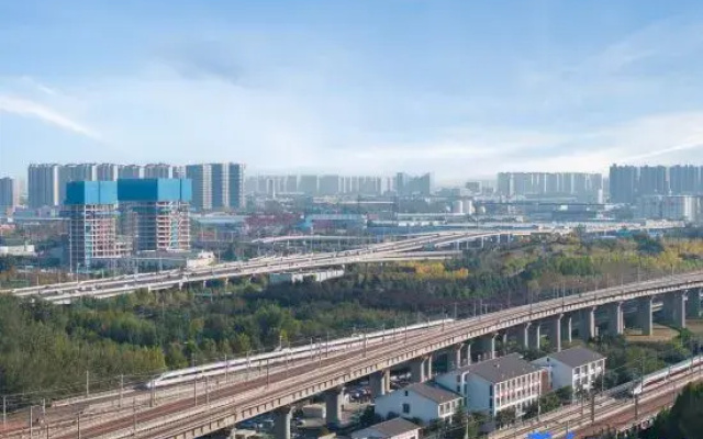 Quanyi Hotel (Zhengzhou CBD International Exhibition Center)