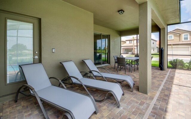 Solterra - 5569 Misty Oak Circle