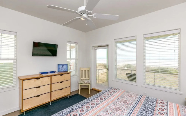 Vista Grande 932 by RedAwning