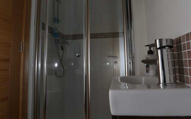 Holywell Bay B&B