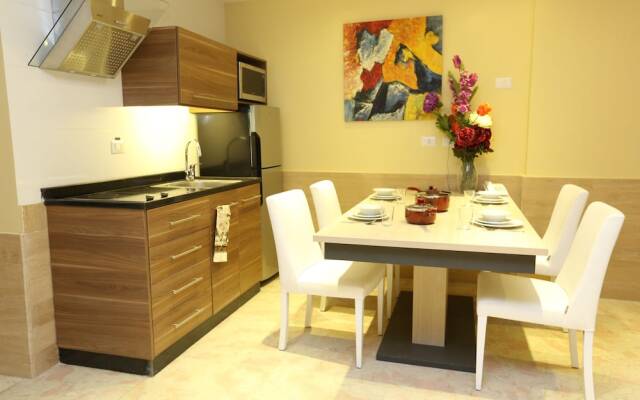 Delora Hotel and Suites