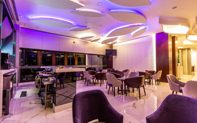 Hotel Guadalajara Country Club by HNF