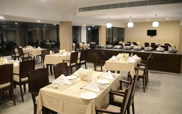MWC Club by Downtown