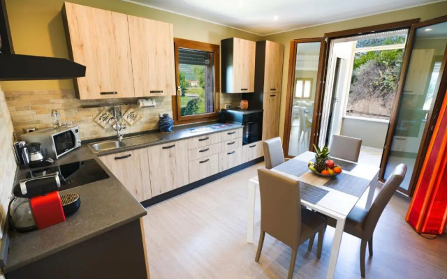 Luxury Home Garden Apartment Bosa Marina