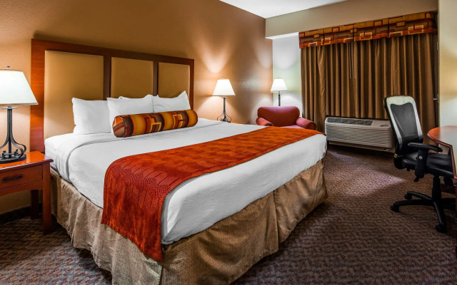 Best Western Plus Waxahachie Inn & Suites