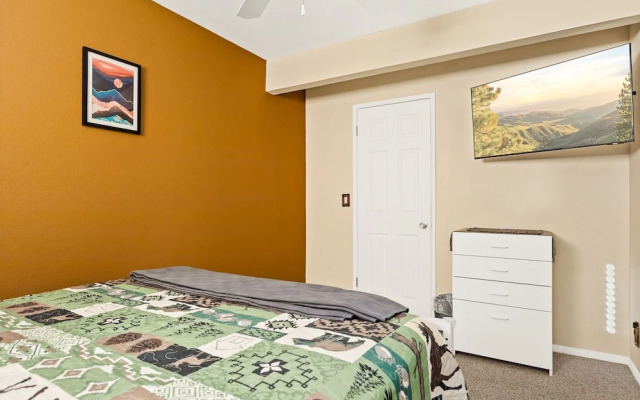 The Leehive Near Lake Arrowhead Village
