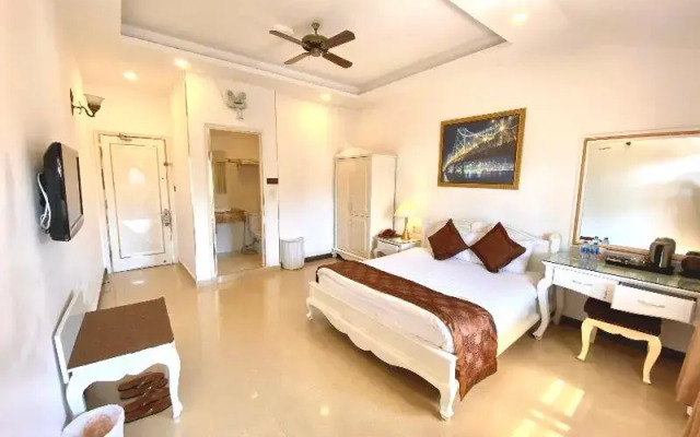Tulip Hotel 1