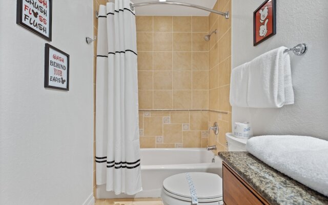 Rvh_332r Poolside 3 Bedroom Apts