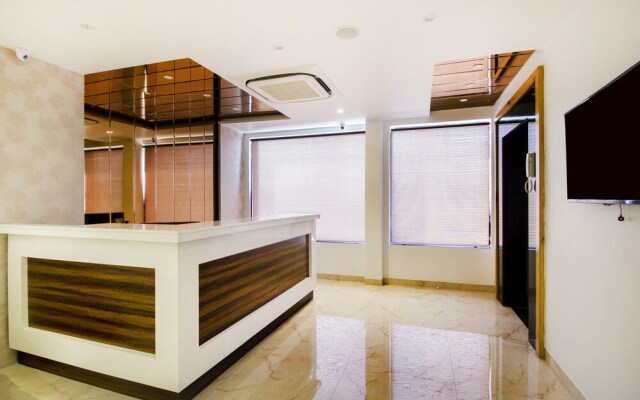 FabHotel SS Grandeur
