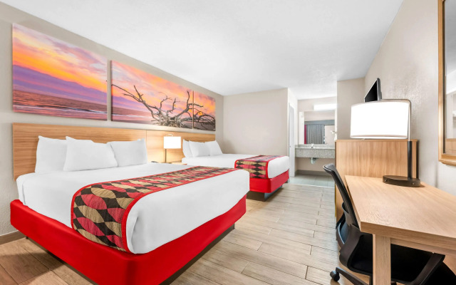 Days Inn by Wyndham Hoover Birmingham