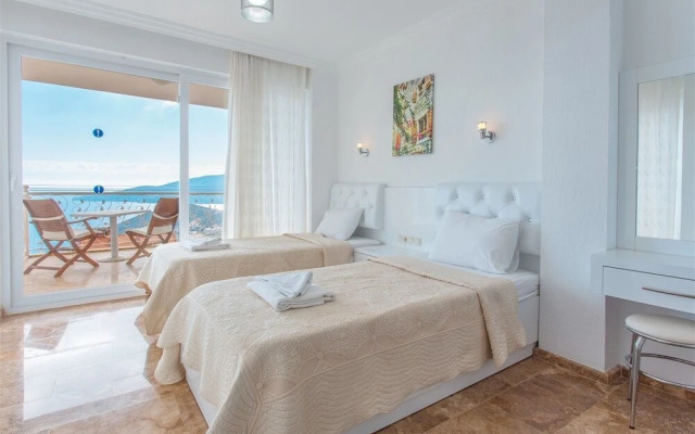 Villa Moana by Akdenizvillam