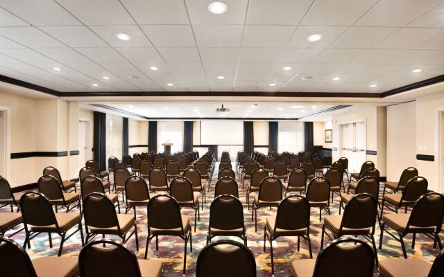 DoubleTree by Hilton Charleston Mount Pleasant