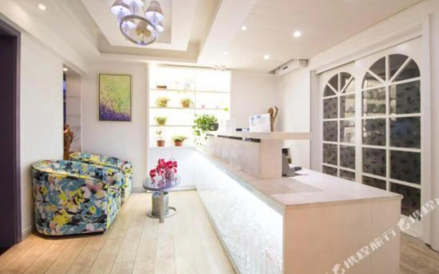 Tianyue Boutique Hotel (Xi'an Daminggongxi Metro Station)