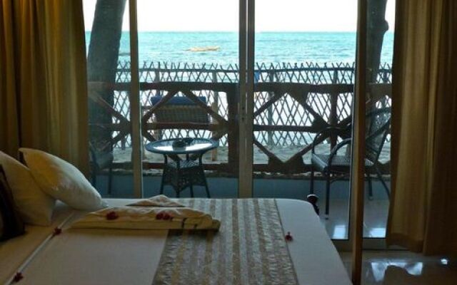 Jambiani White Sands Beach Bungalows