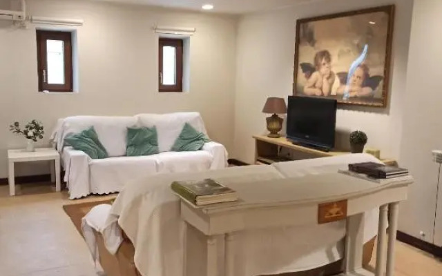 Apartamento independiente con jardín privado