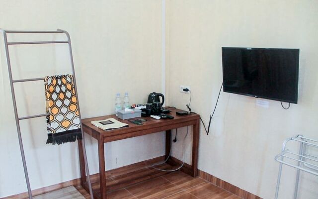 Urbanview Hotel Belitung Lodge Resto And Clube House